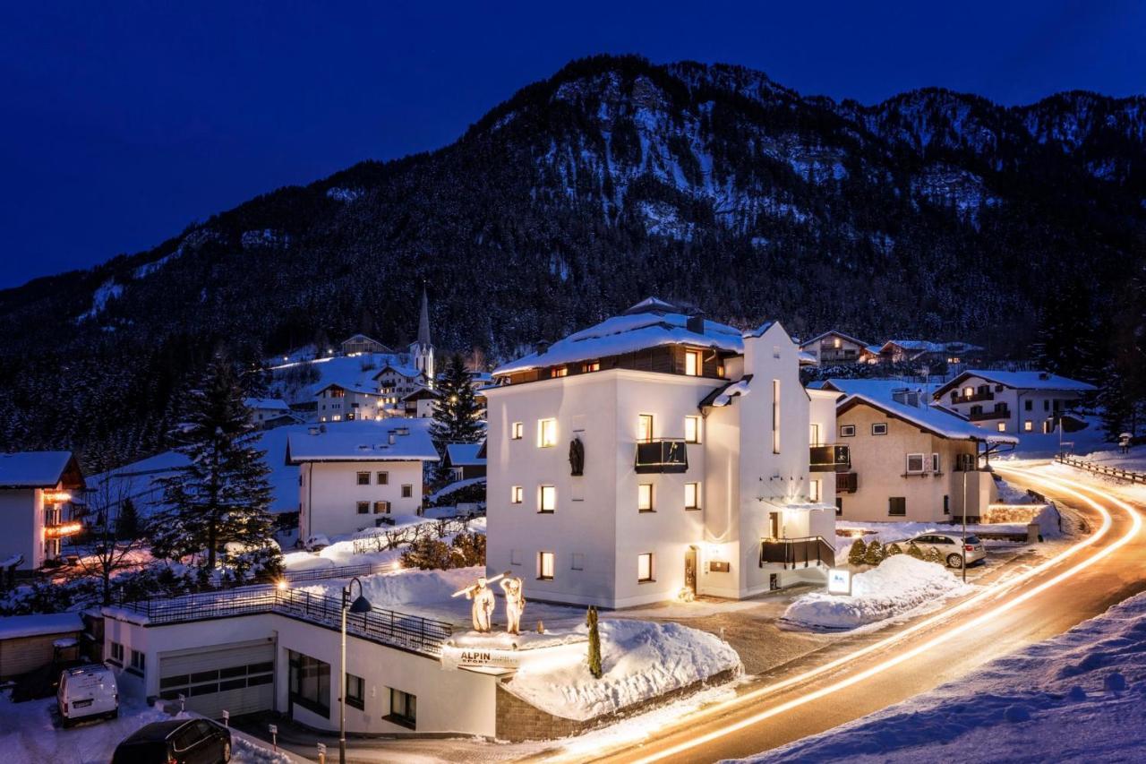 Alpin Sport Aparthotel Ortisei Bagian luar foto