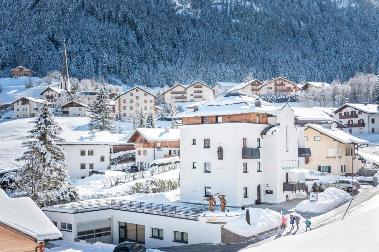 Alpin Sport Aparthotel Ortisei Bagian luar foto
